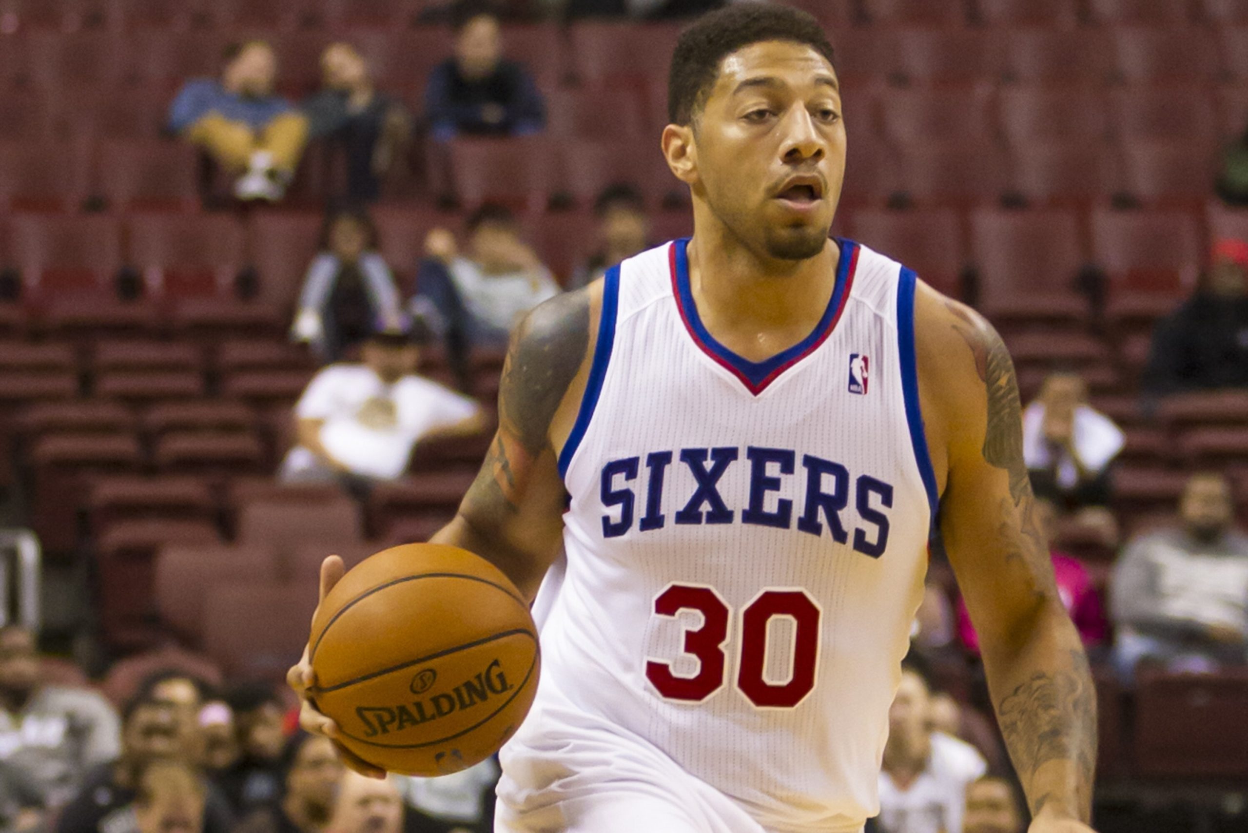 4 SZNS Feat. Royce White